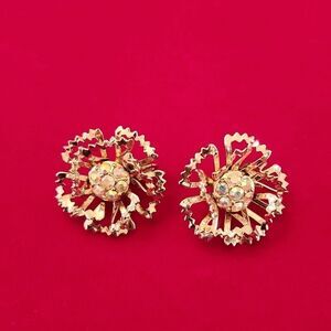 Vintage Gold Plated Rhinestone Clip-on Earrings 60s
